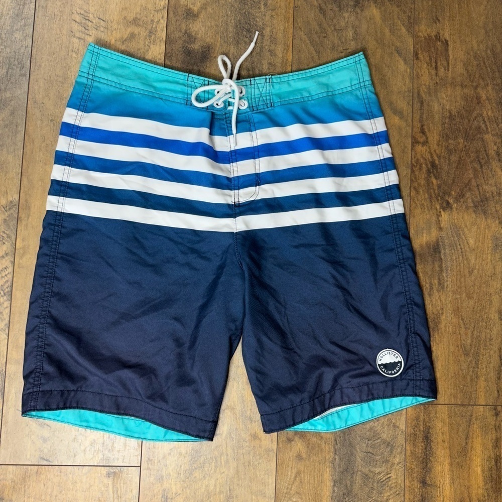 HOLLISTER Men’s Swim Trunks, Size L
